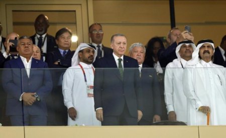 Ərdoğan Dünya Çempionatı finalını stadionda izlədi - FOTO