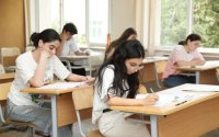 Bugünkü imtahandan 12 nəfər çıxarıldı